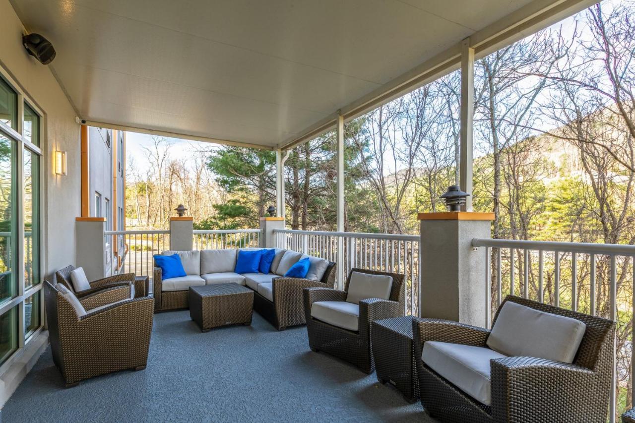 Holiday Inn Express & Suites Asheville Downtown By Ihg Bagian luar foto