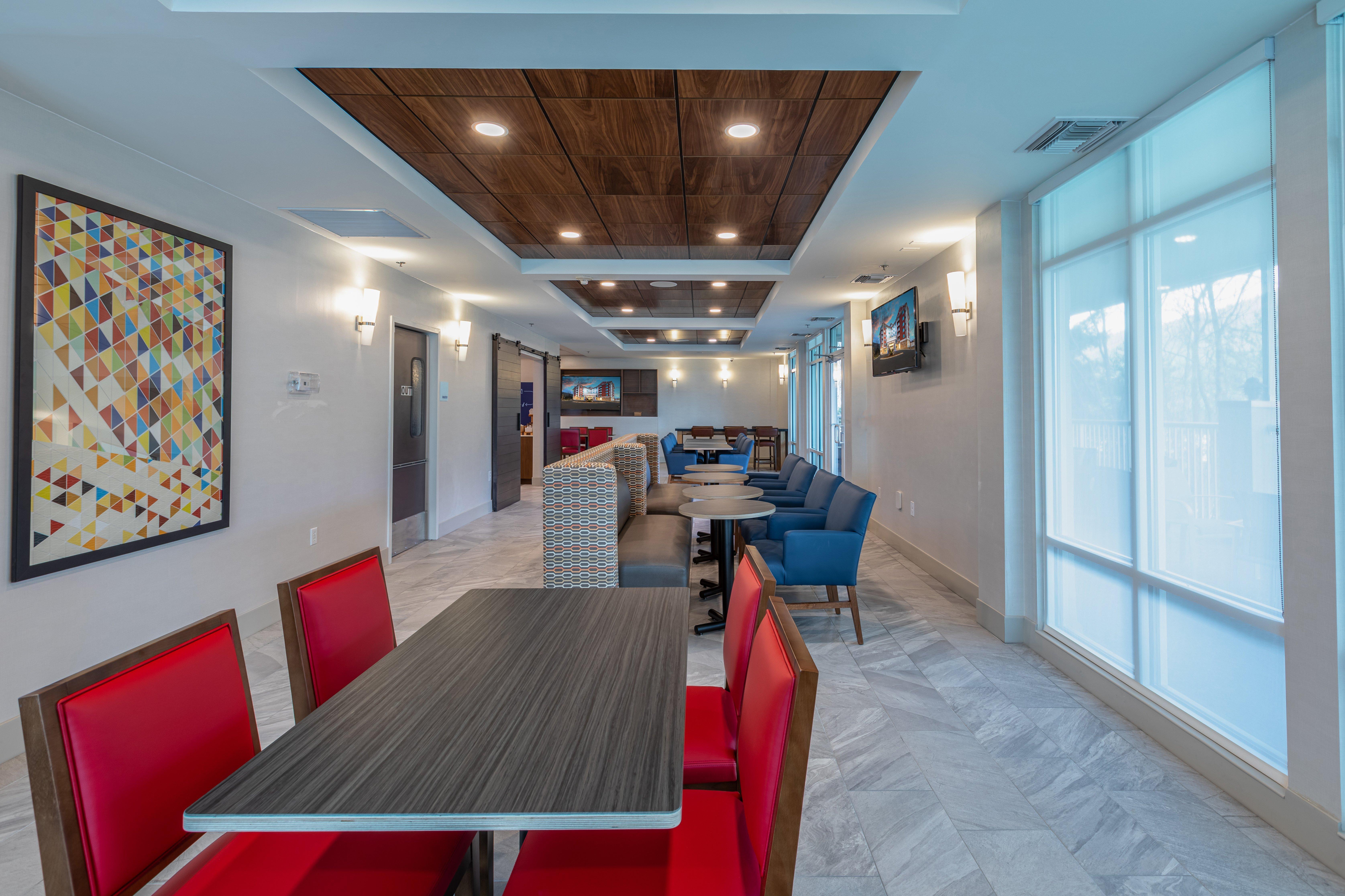 Holiday Inn Express & Suites Asheville Downtown By Ihg Bagian luar foto
