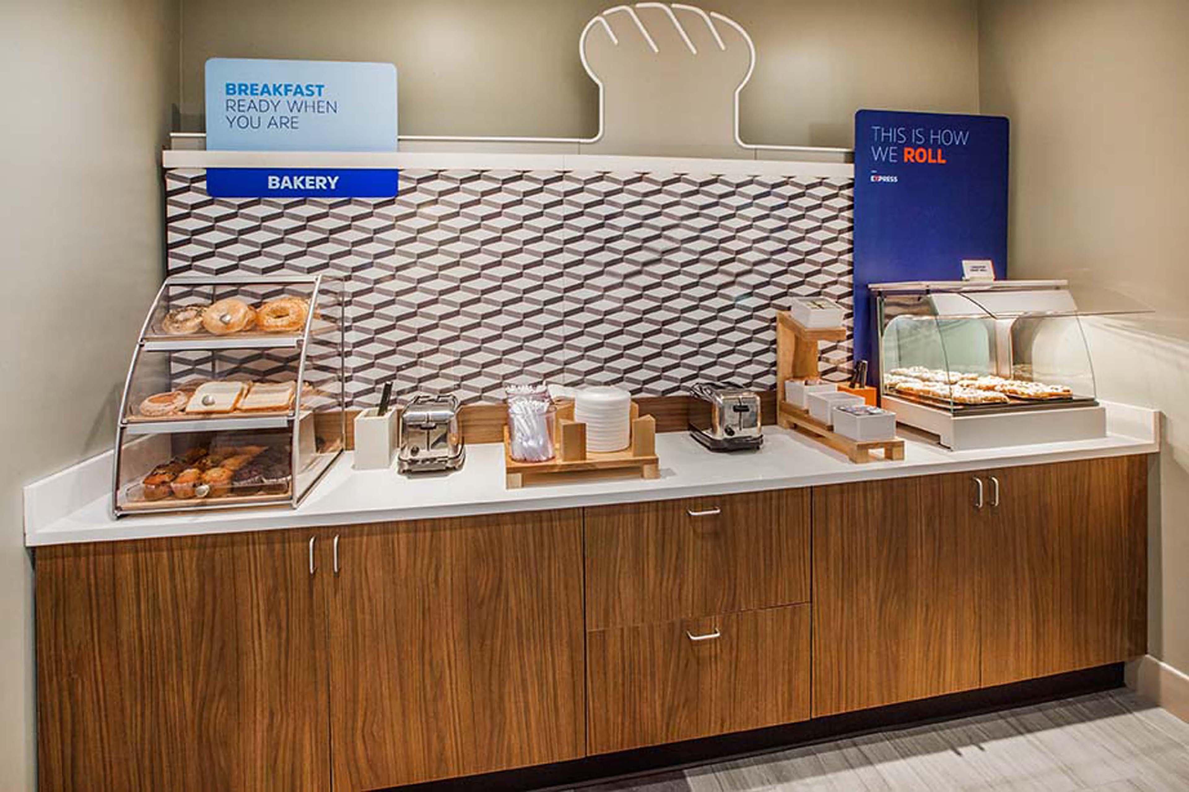 Holiday Inn Express & Suites Asheville Downtown By Ihg Bagian luar foto